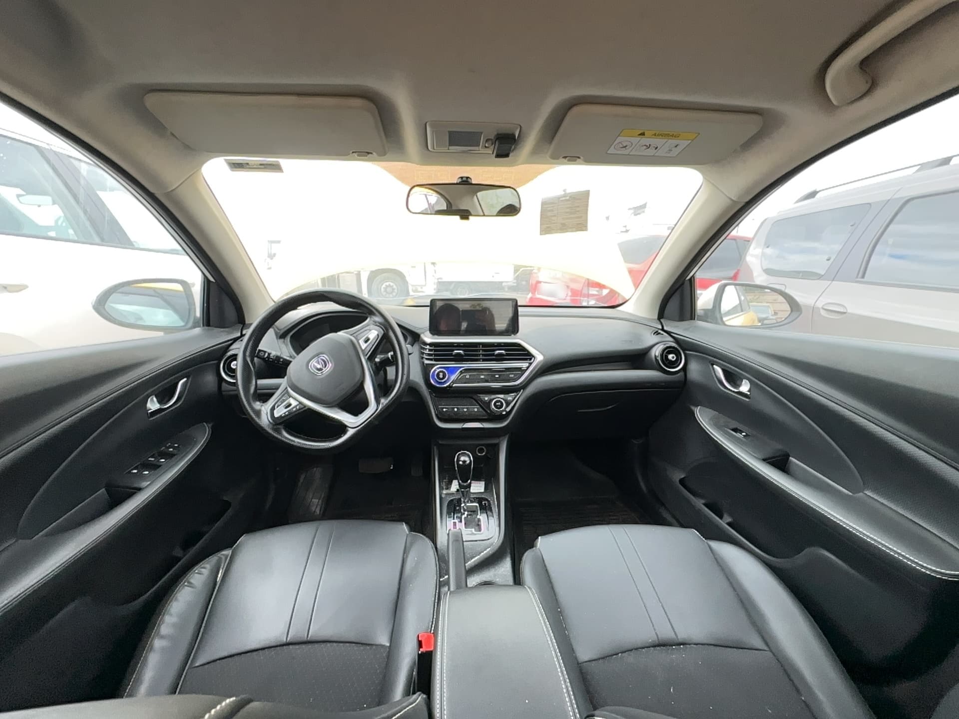 Changan Alsvin - 5