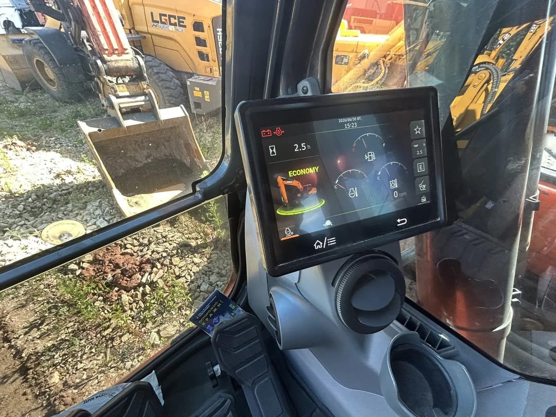 Doosan DX 225 Экскаватор - 6