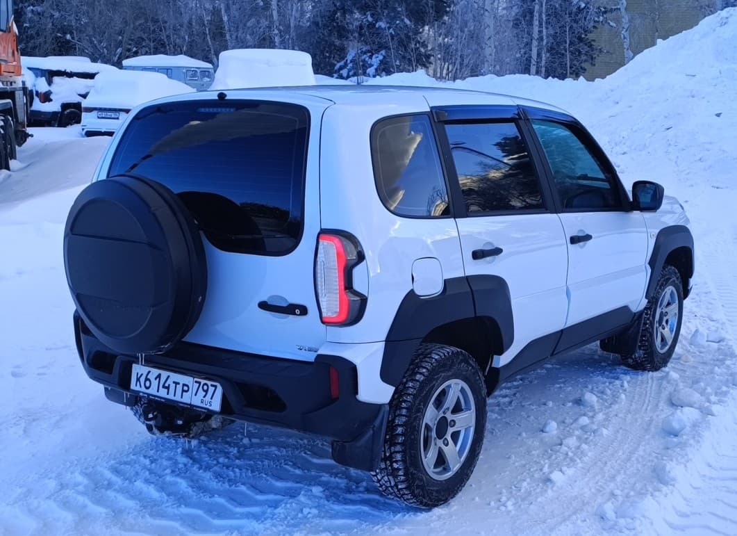 Lada Niva Travel - 3
