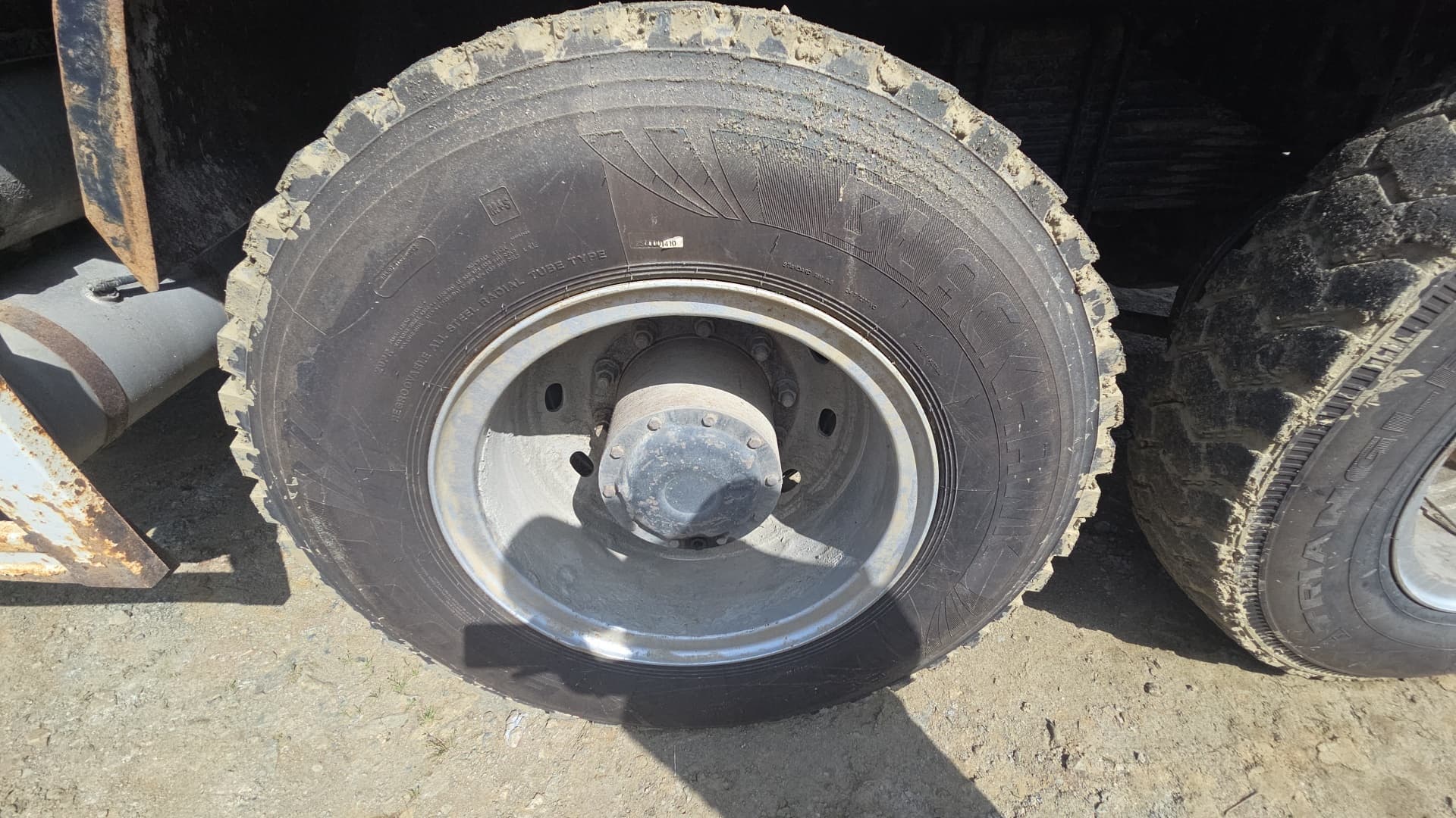 Shacman (Shaanxi) SX* 8x4 Самосвал - 8