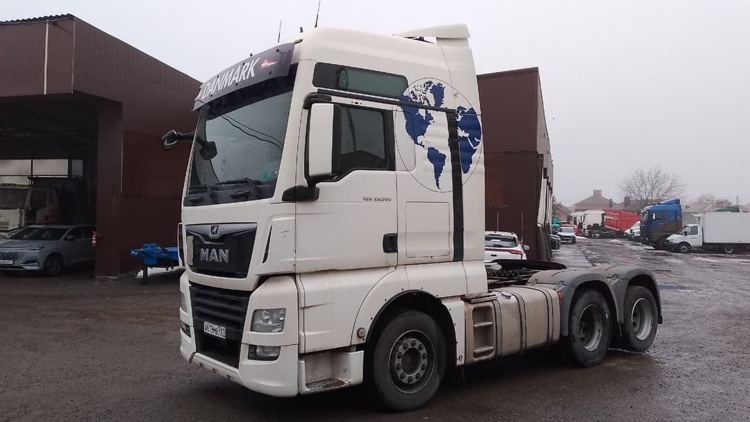 MAN TGX 6x2-2 Седельный тягач - 1