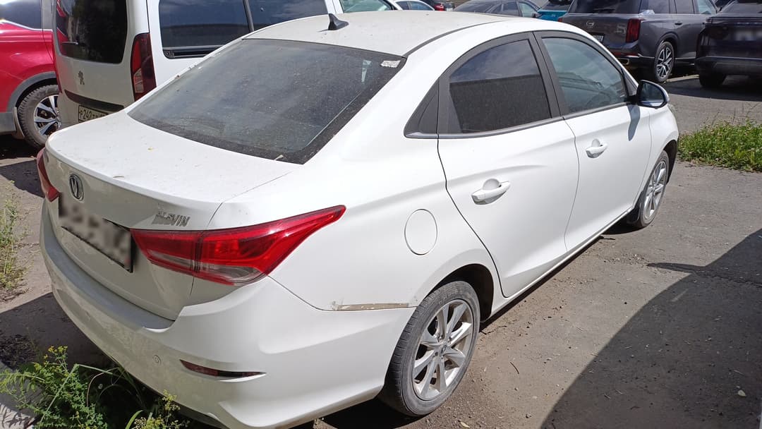 Changan Alsvin - 3