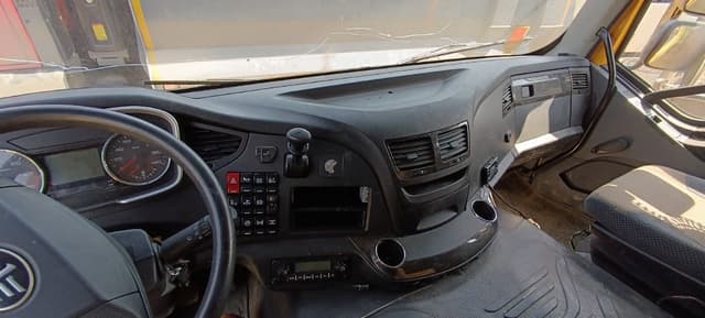 FAW J6 8x4 Самосвал - 5