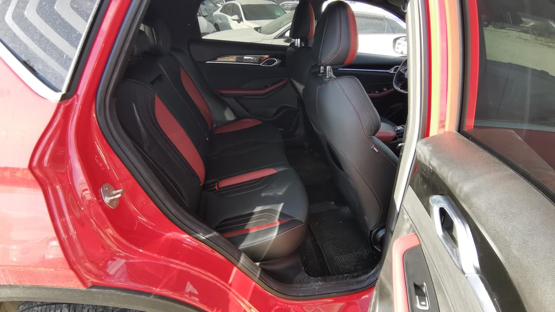 Geely Coolray - 9