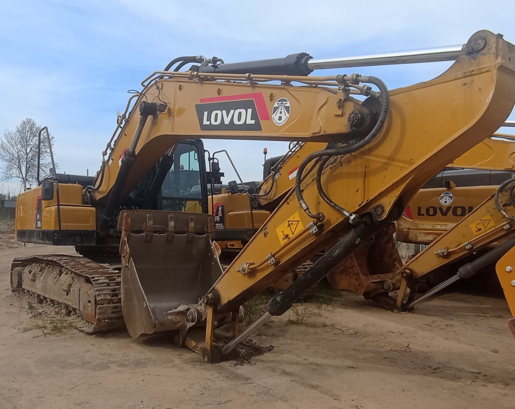 Lovol FR225* Экскаватор - 2
