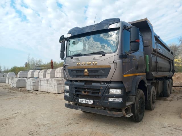 Howo T5G 8x4 Самосвал - 1