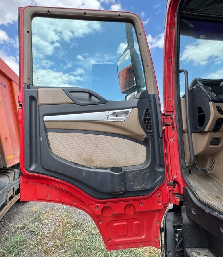 Howo T5G 8x4 Самосвал - 8