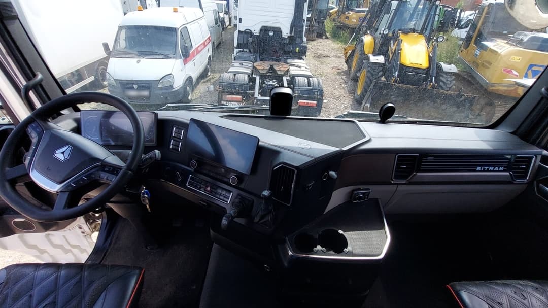 Sitrak C7H 4x2 Седельный тягач - 5