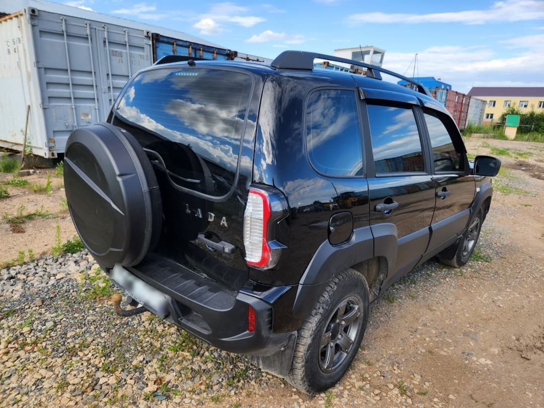Lada Niva Travel - 3