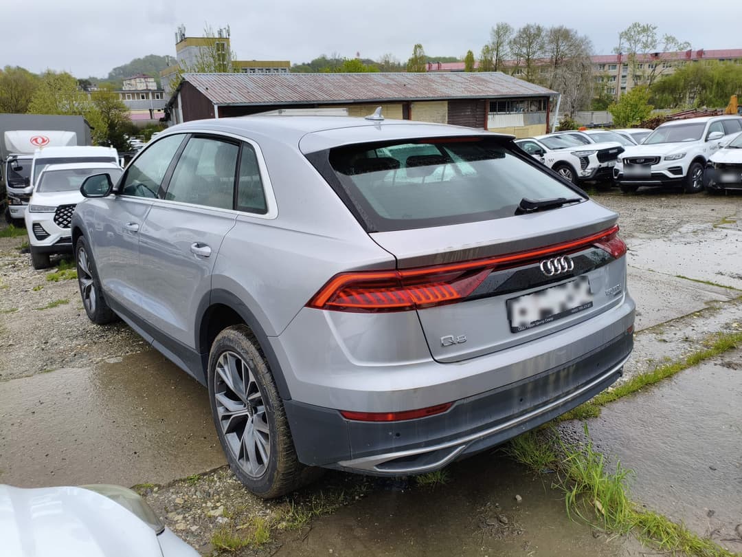 Audi Q8 - 4