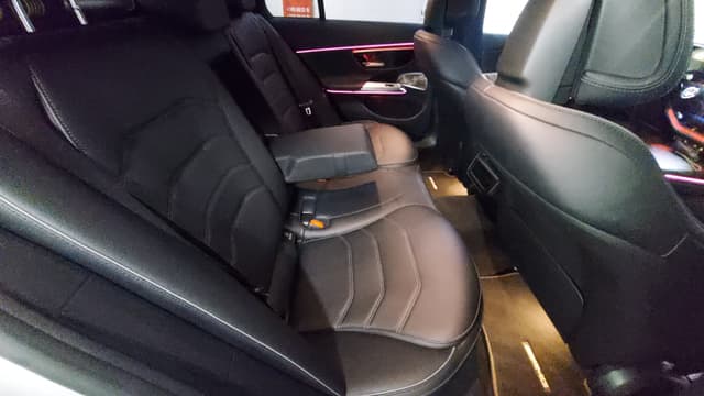 Mercedes-Benz E седан - 8