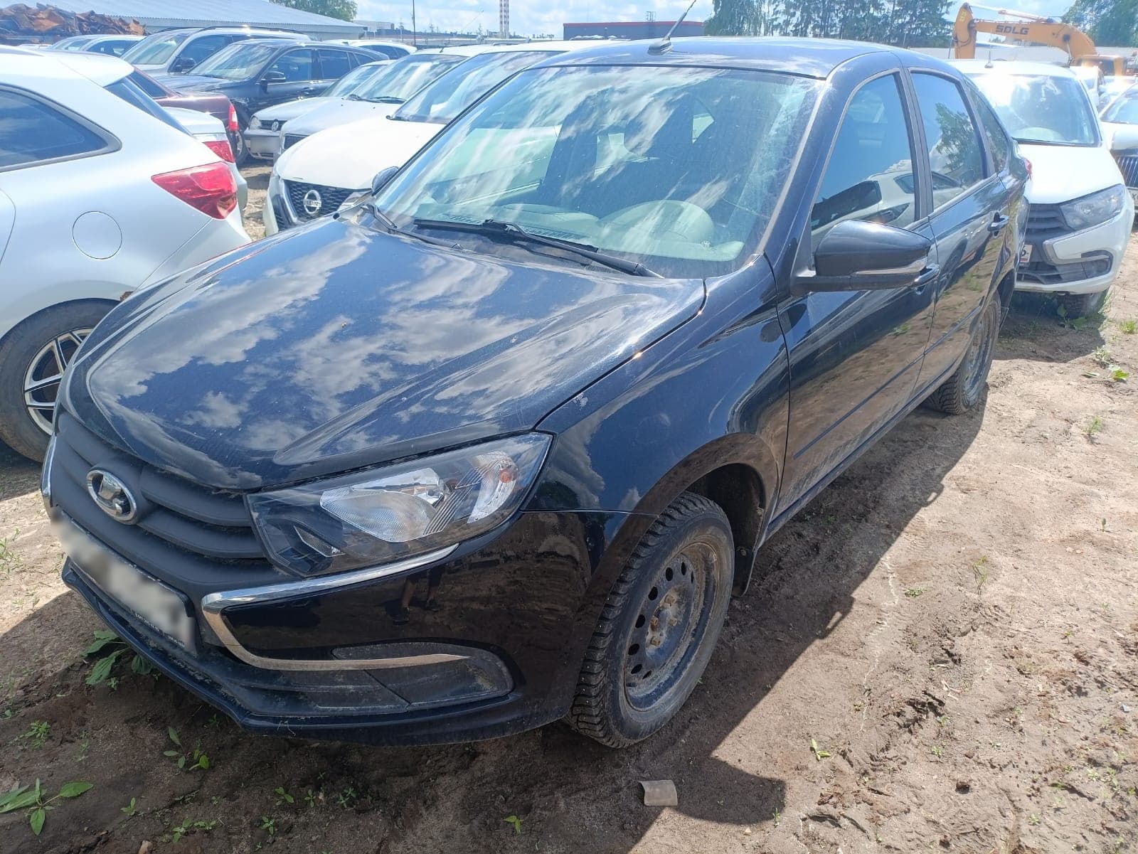 Lada Granta лифтбек - 1