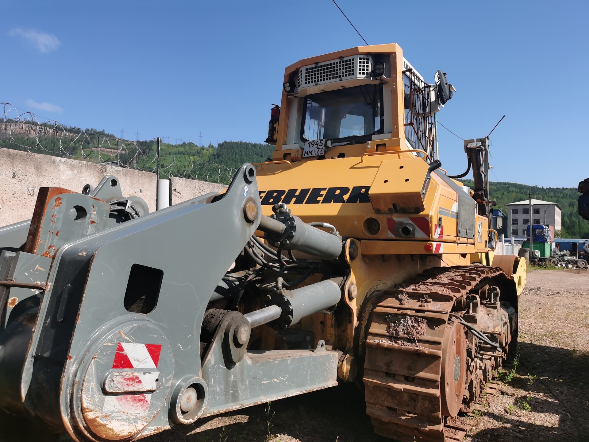 Liebherr PR 764 Бульдозер - 1