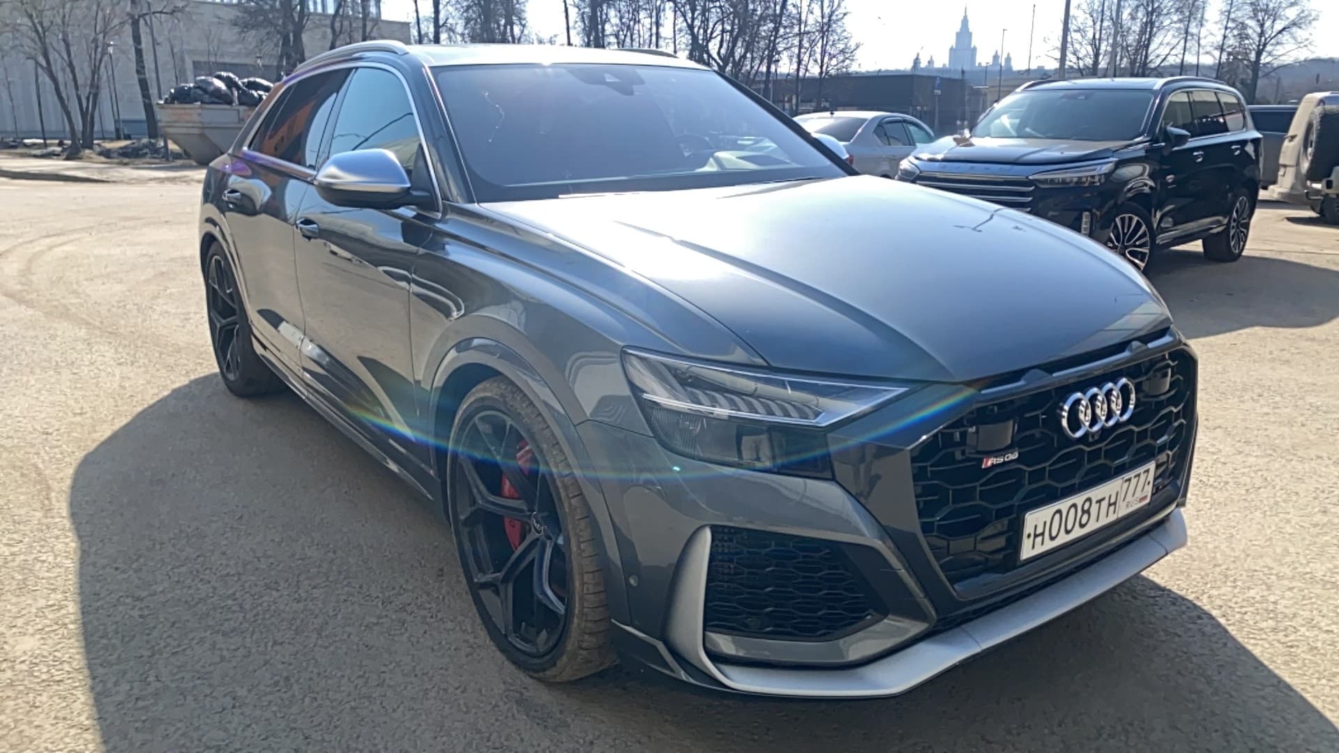 Audi RS Q8 - 2