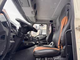 FAW J6 8x4 Самосвал - 6