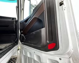 Камаз 54901 4x2 Седельный тягач - 7