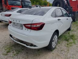 Lada Vesta седан - 3