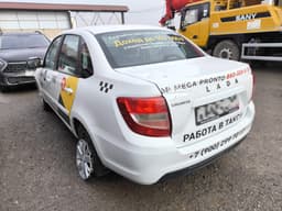 Lada Granta - 4