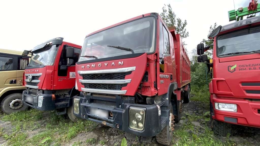 Hongyan 908 8x4 Самосвал - 1