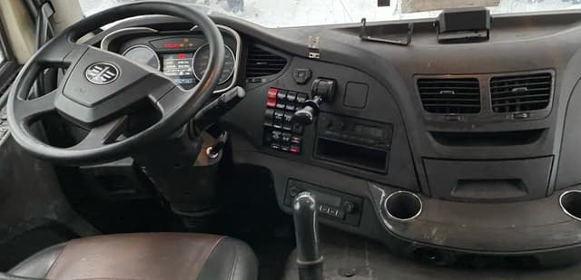 FAW CA 3310 8x4 Самосвал - 5