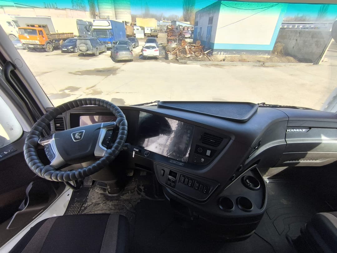 Камаз 54901 4x2 Седельный тягач - 4