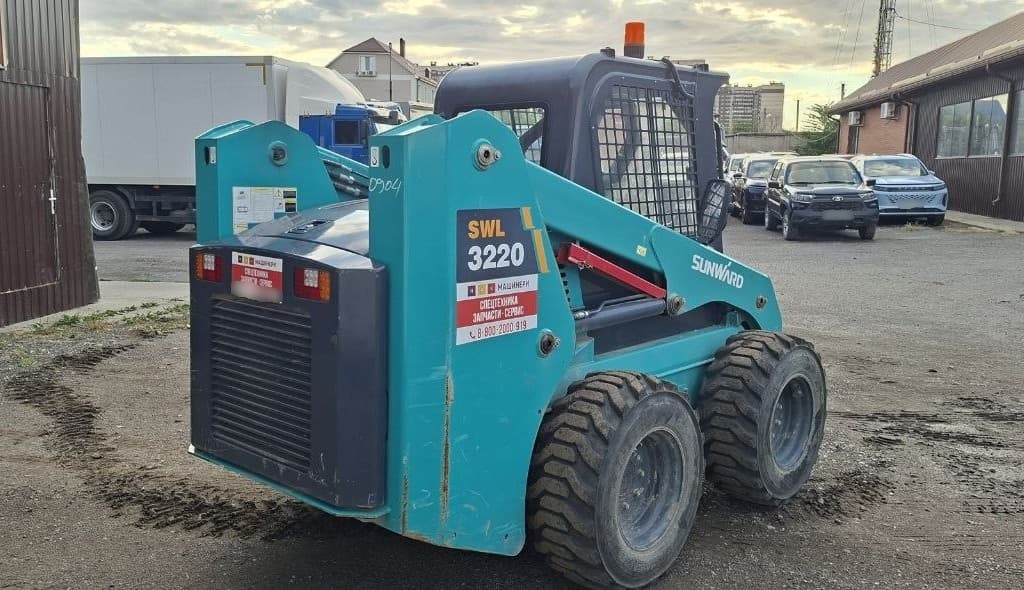Sunward SWL3220 Мини погрузчик - 2