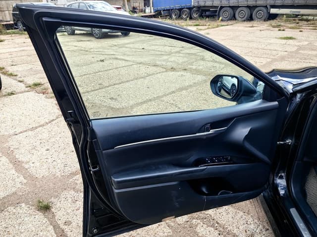 Toyota CAMRY - 8