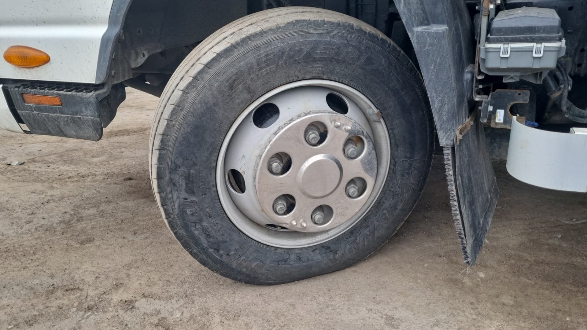 Автомеханический Завод 5758* на шасси КамАЗ 43089 4x2 Изотермический/рефрижератор - 9