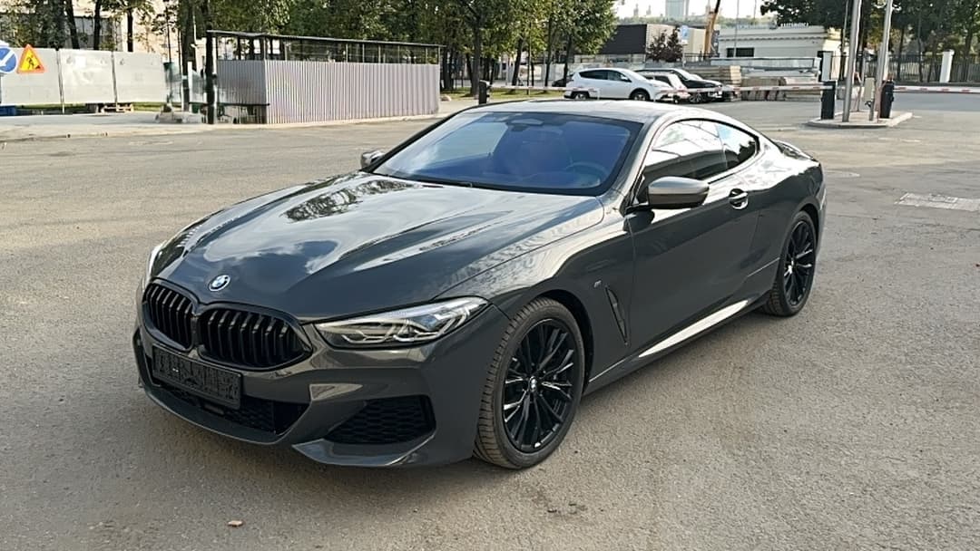 BMW 8 серия Coupe - 1