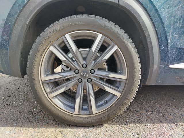 Geely Monjaro - 10