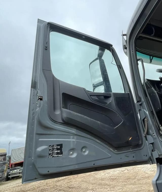 Mercedes-Benz Arocs 6x6 Седельный тягач - 7