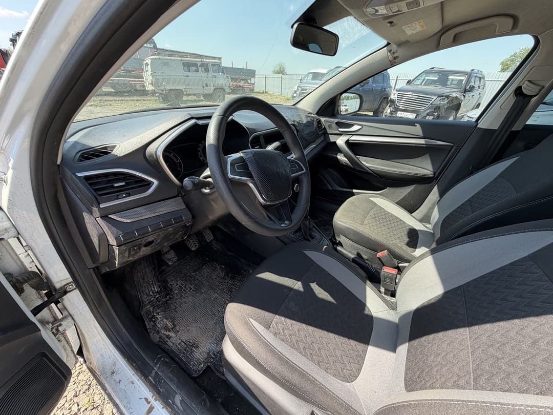 Lada Vesta седан - 6
