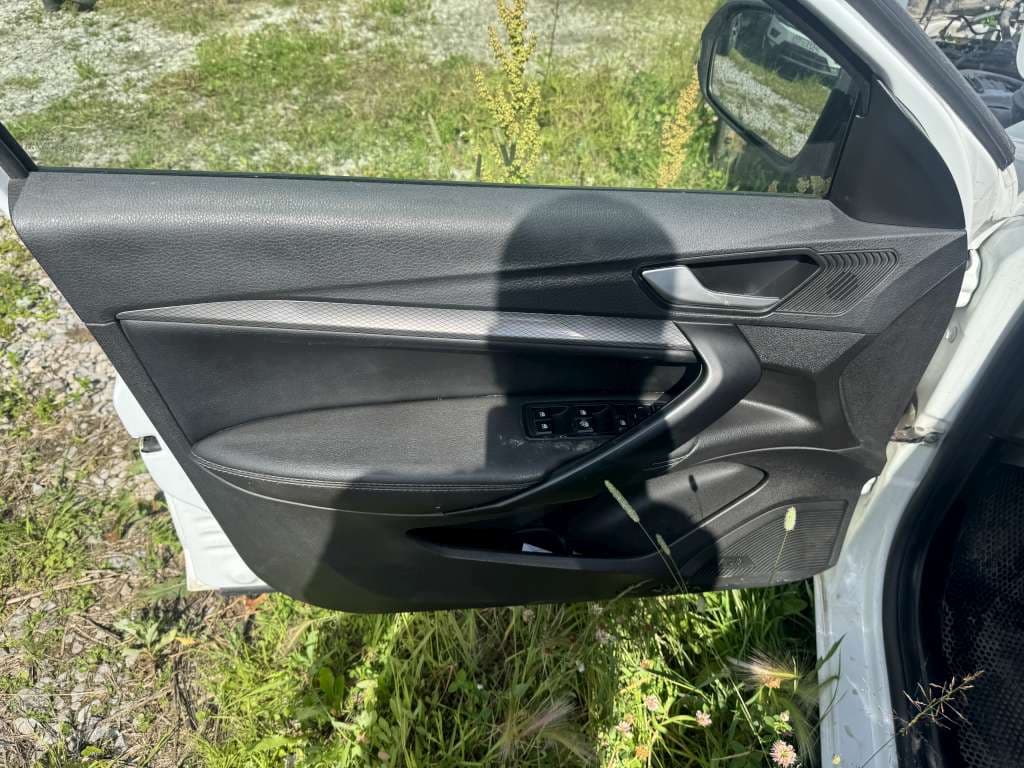 Lada Vesta седан - 7
