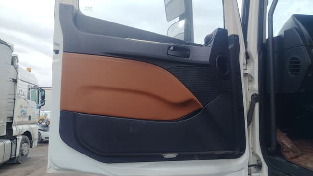 Foton AUMAN 4x2 Седельный тягач - 8