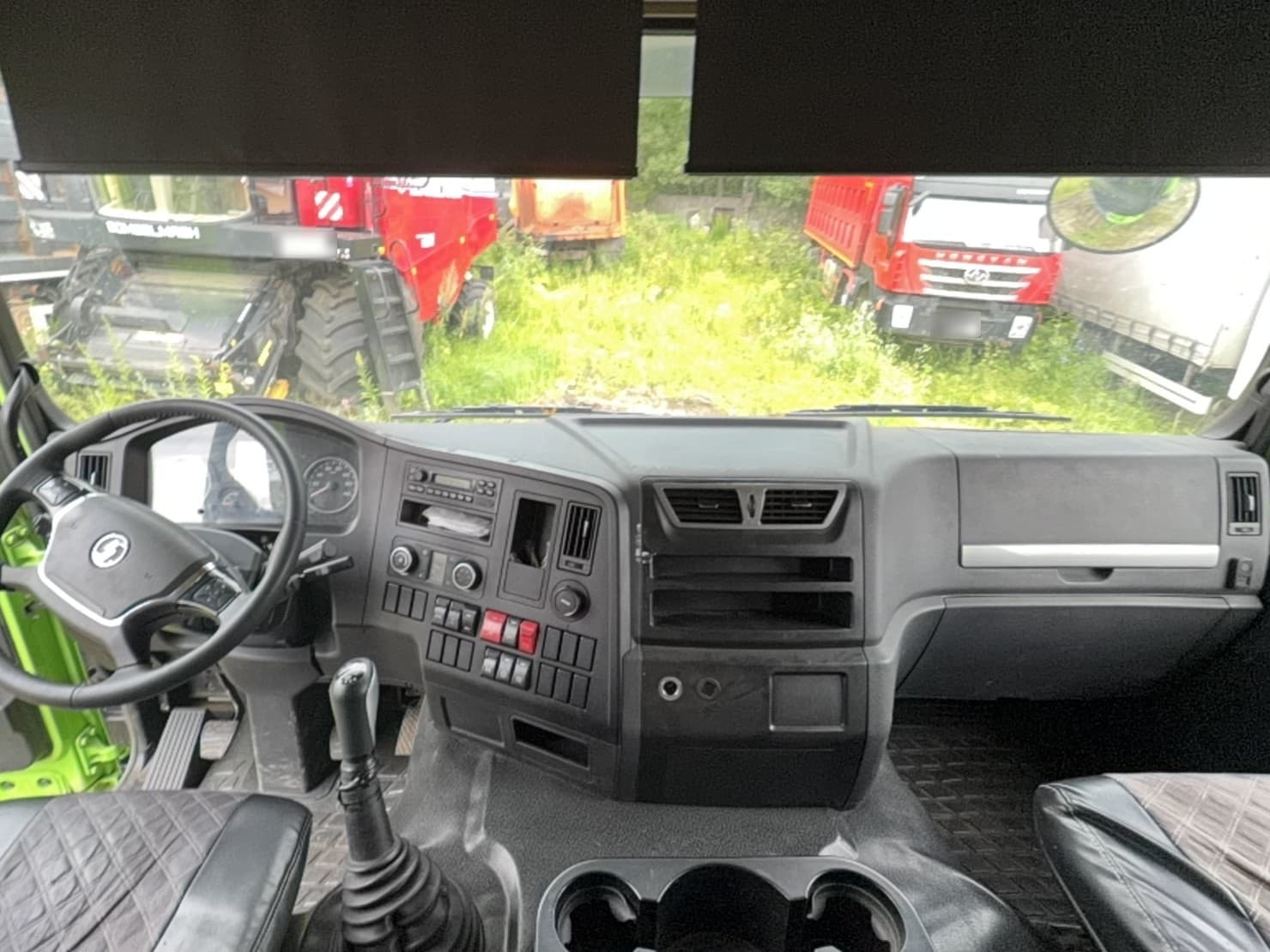 Shacman (Shaanxi) SX* 8x4 Самосвал - 5