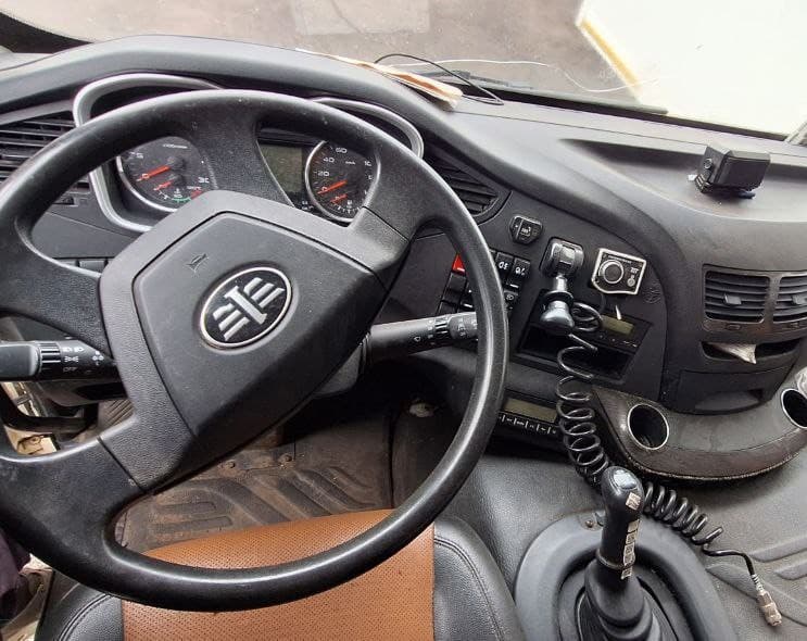 Автомастер 6589* на шасси FAW CA 3310 8x4 Самосвал - 5