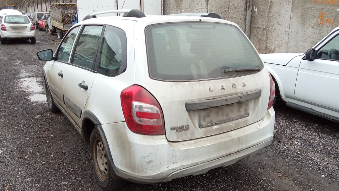Lada Granta Cross - 4