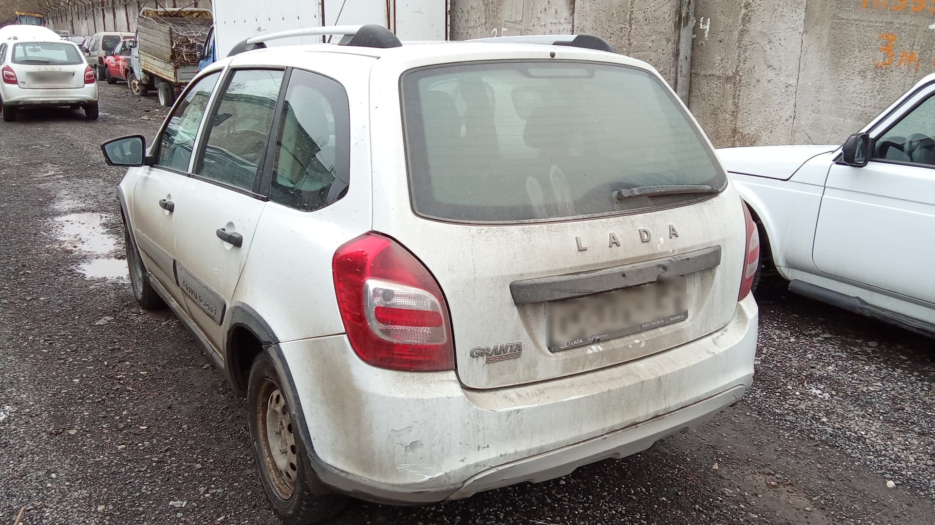 Lada Granta Cross - 4
