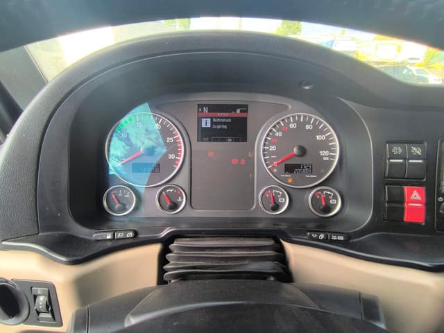 MAN TGX 4X2 Седельный тягач - 7