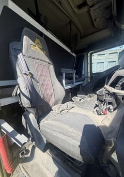 Sitrak C7H 6x4 Седельный тягач - 7