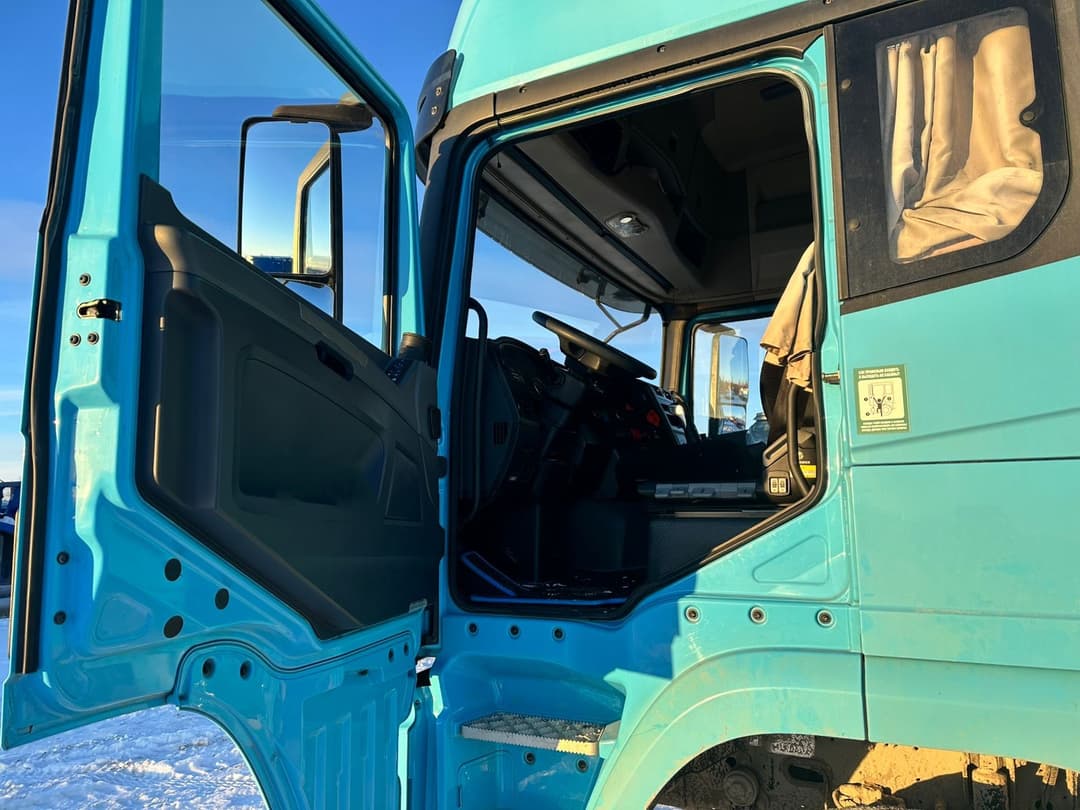Shacman (Shaanxi) SX* 6x4 Седельный тягач - 7