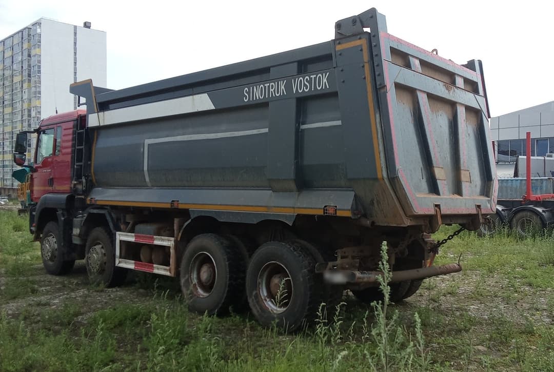 Sitrak C7H 8x4 Самосвал - 4