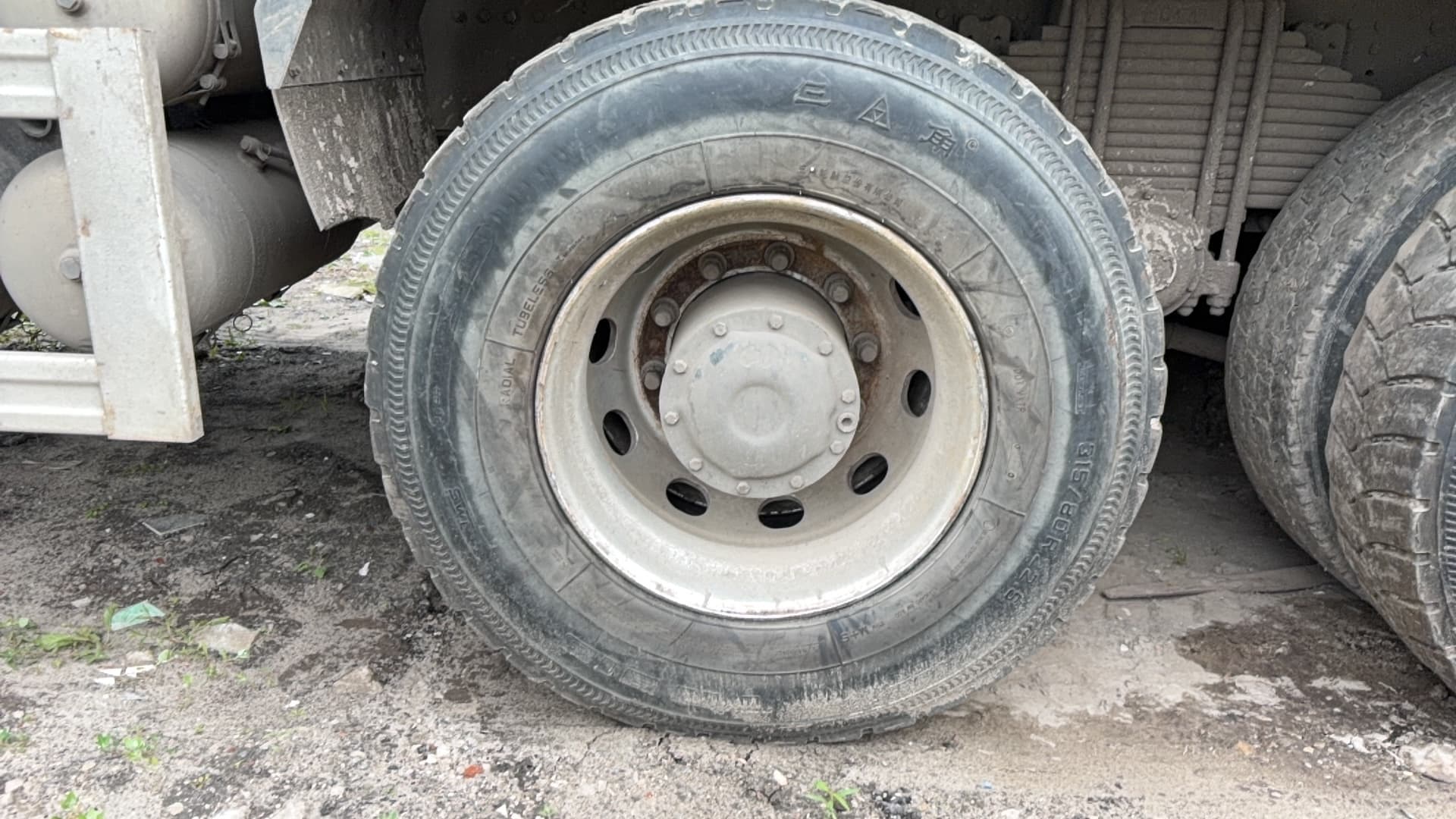 Shacman (Shaanxi) SX* 8x4 Самосвал - 10