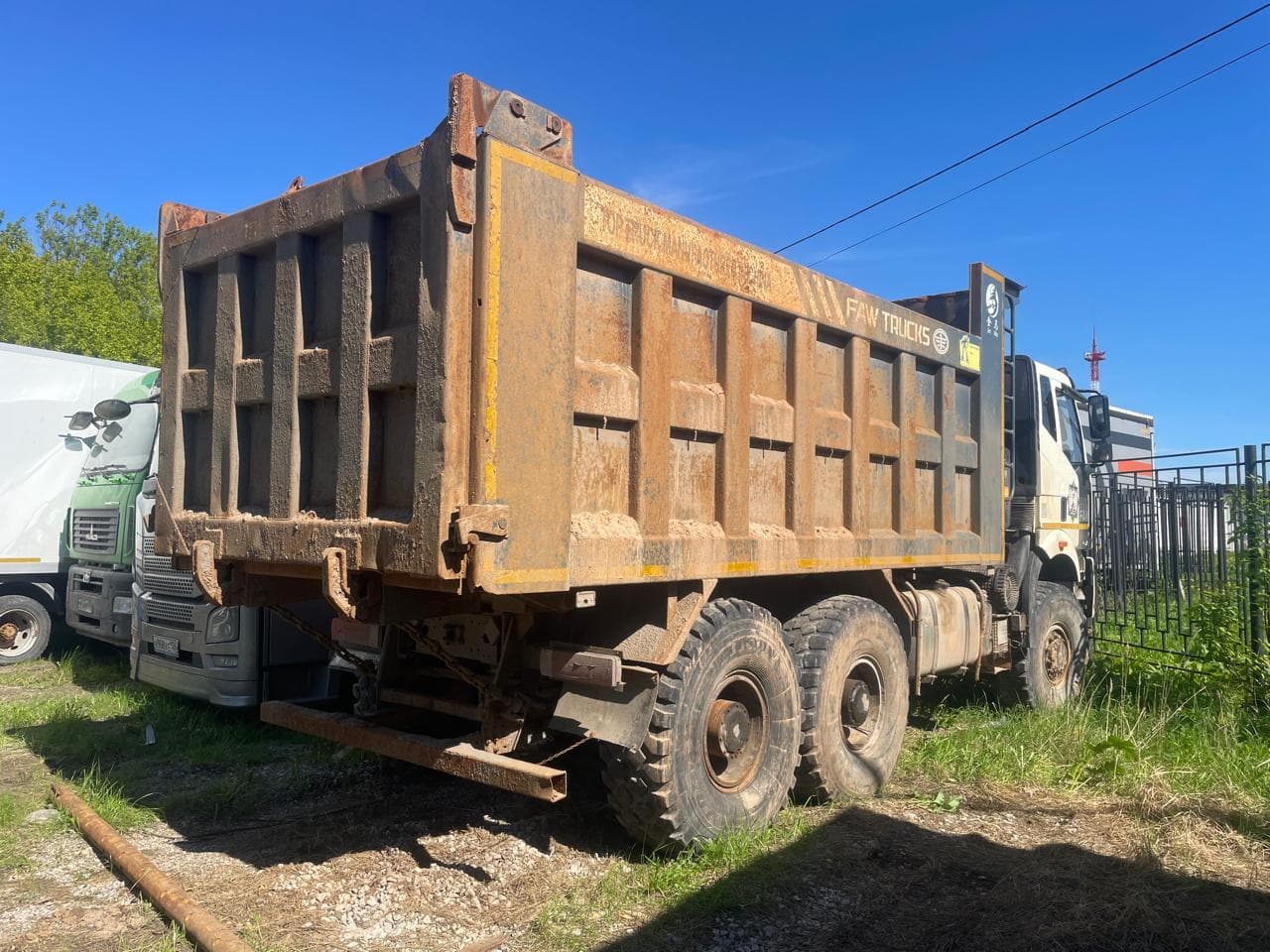 FAW J6* 6x6 Самосвал - 2
