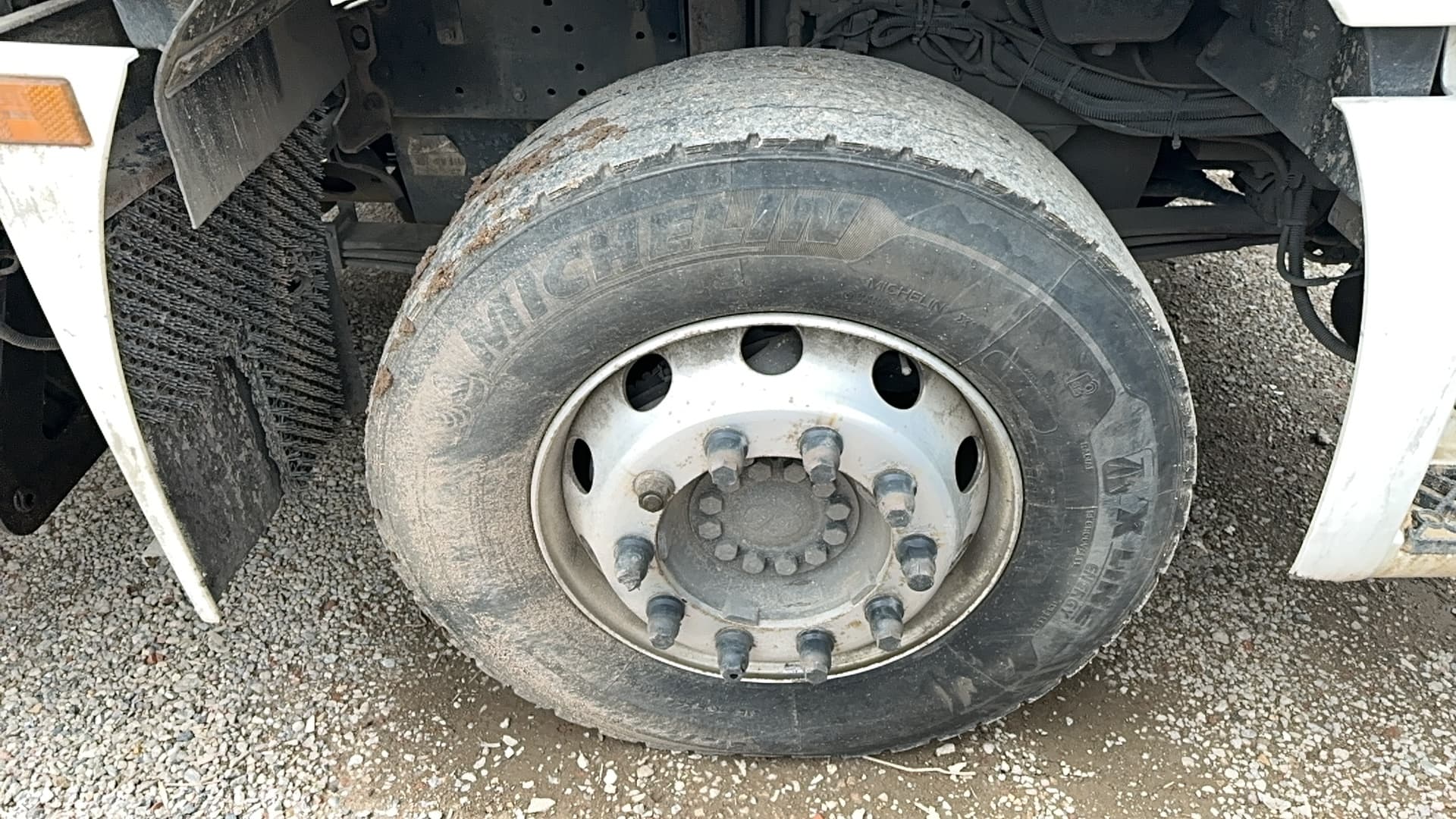 Камаз 5490 4x2 Седельный тягач - 9