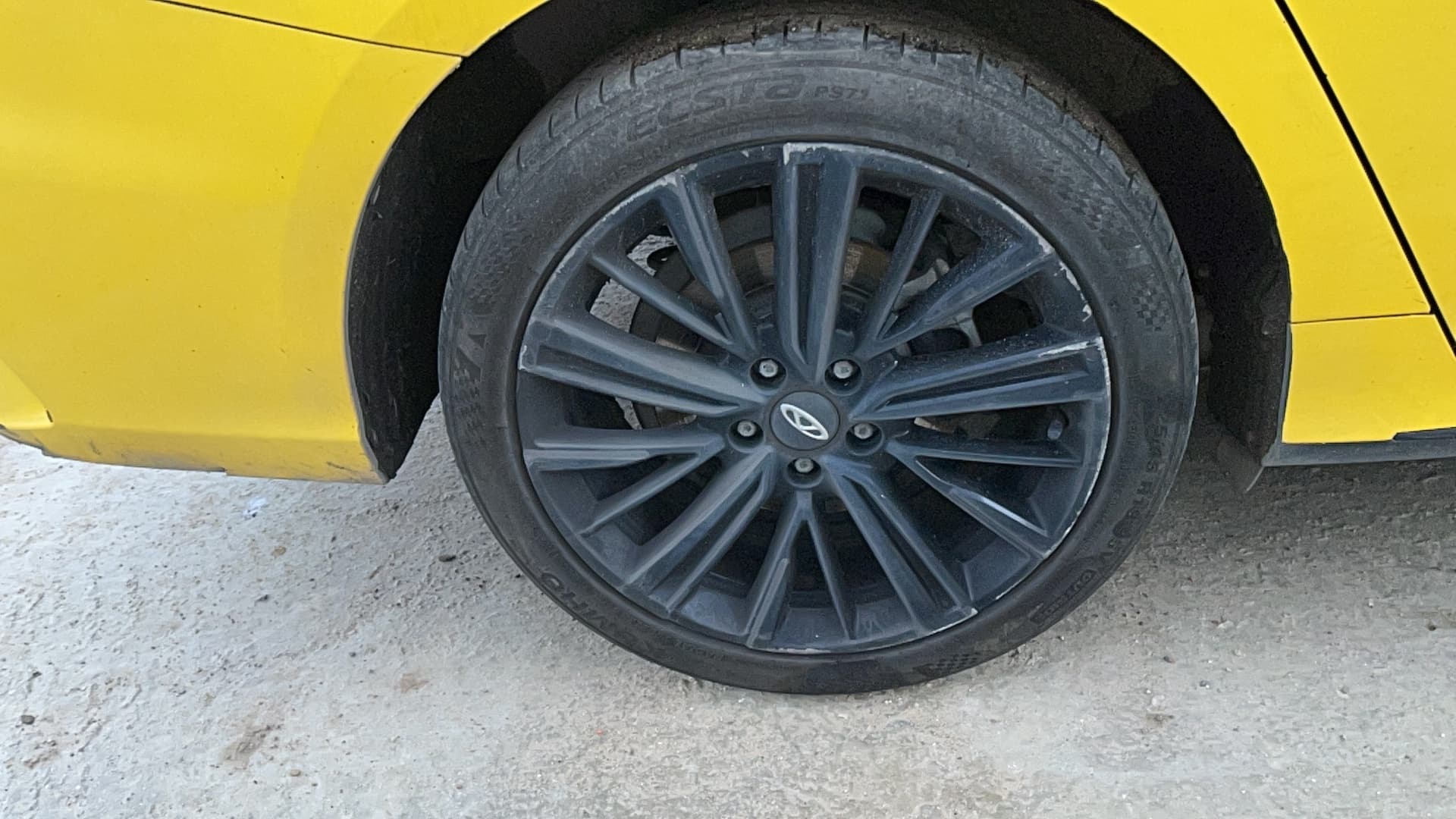 Chery ARRIZO 8 - 9