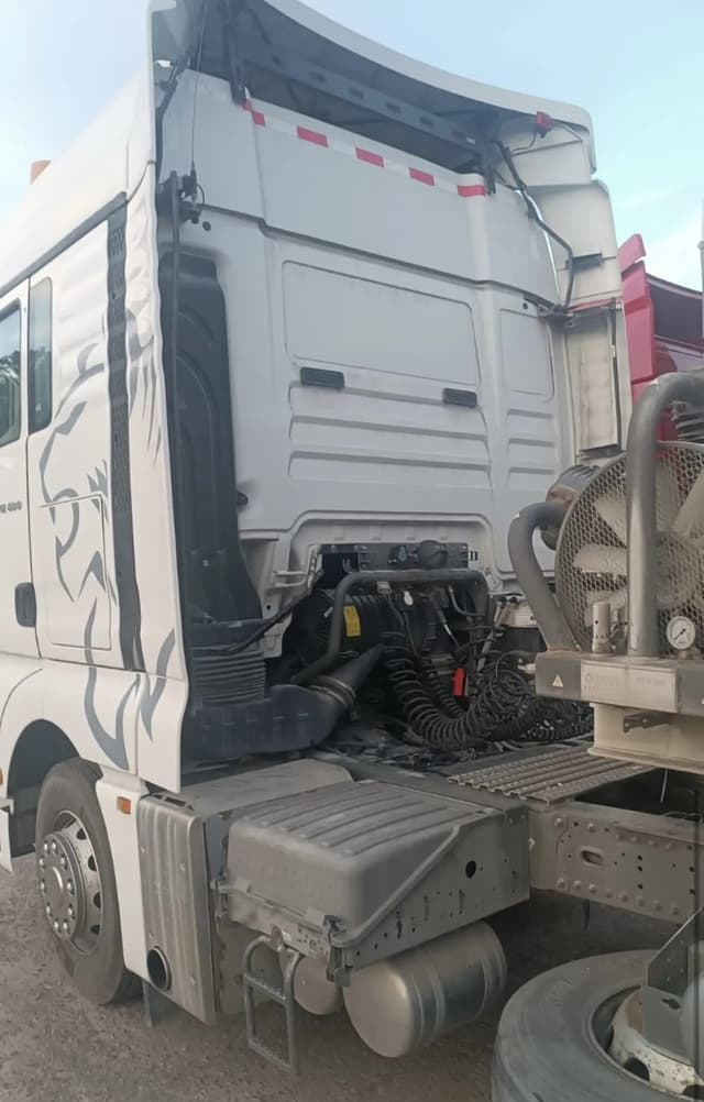 Sitrak C7H 4x2 Седельный тягач - 4