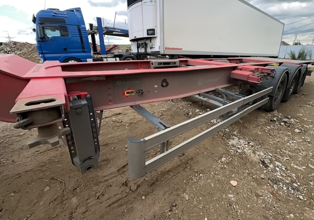 Grunwald 9453 Полуприцеп контейнеровоз 3 оси - 1