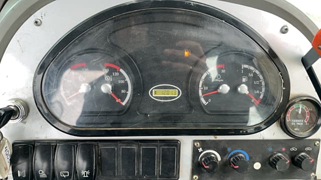 Runmax SE440 Экскаватор-погрузчик - 6