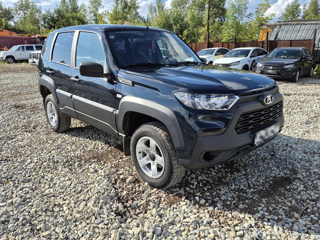 Lada Niva Travel - 2